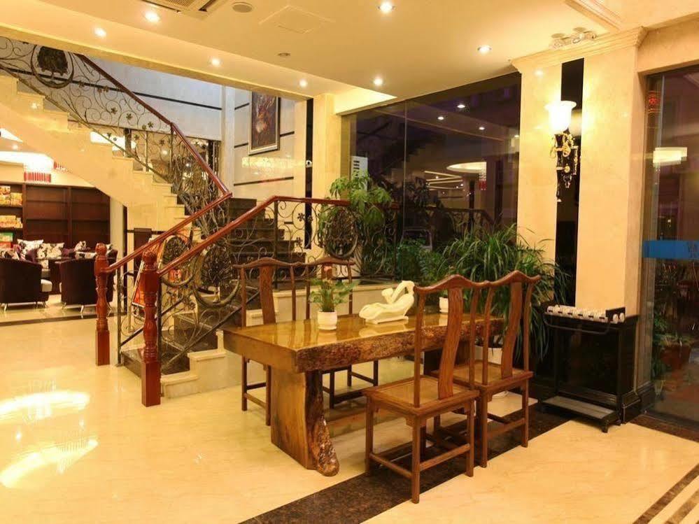 Perfect Season Hotel Guilin Exteriör bild