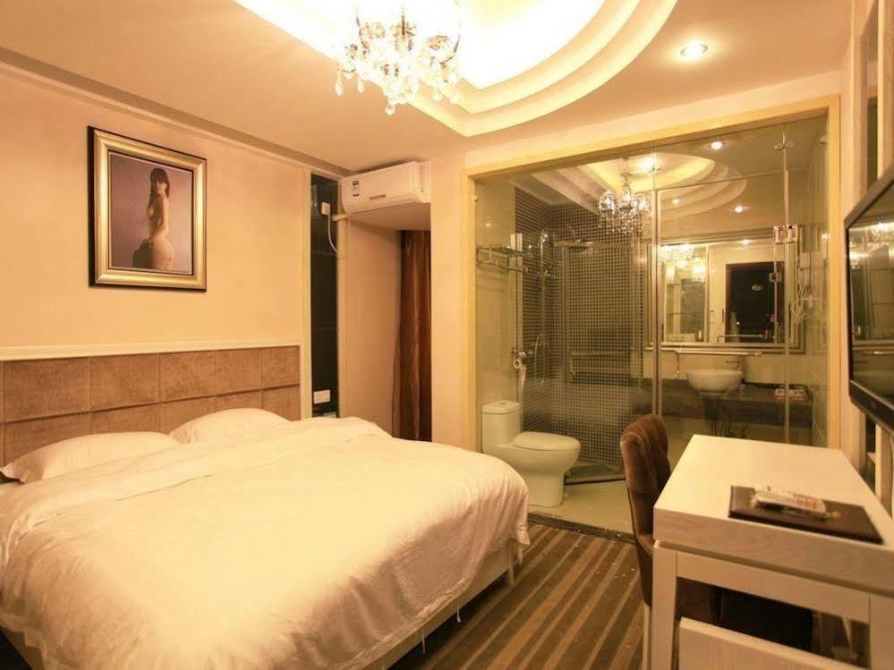 Perfect Season Hotel Guilin Exteriör bild