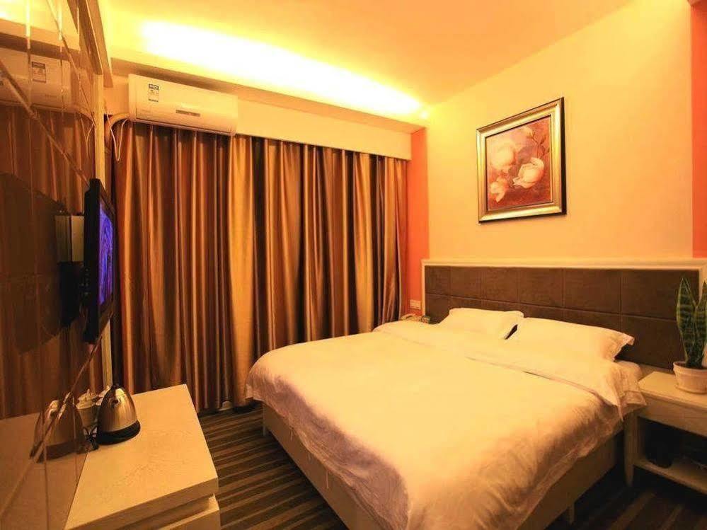 Perfect Season Hotel Guilin Exteriör bild