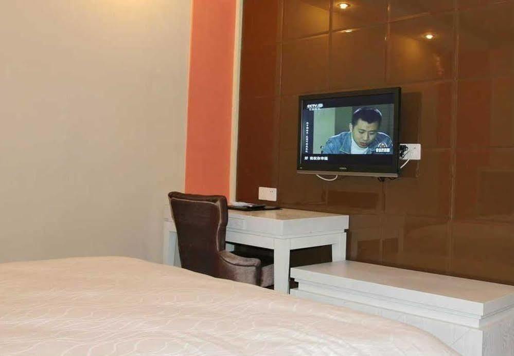 Perfect Season Hotel Guilin Exteriör bild